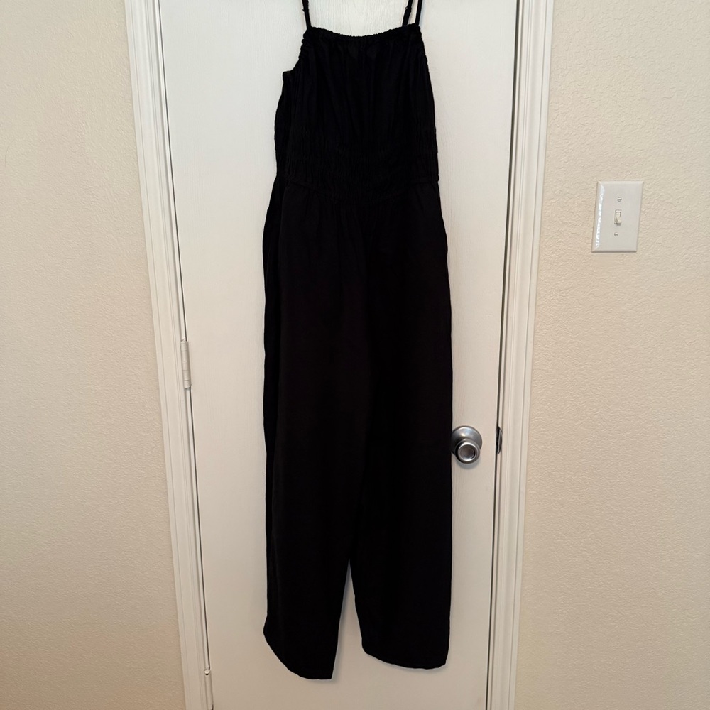 Old Navy Black Wide-Leg Jumpsuit with Adjustable Spaghetti Straps